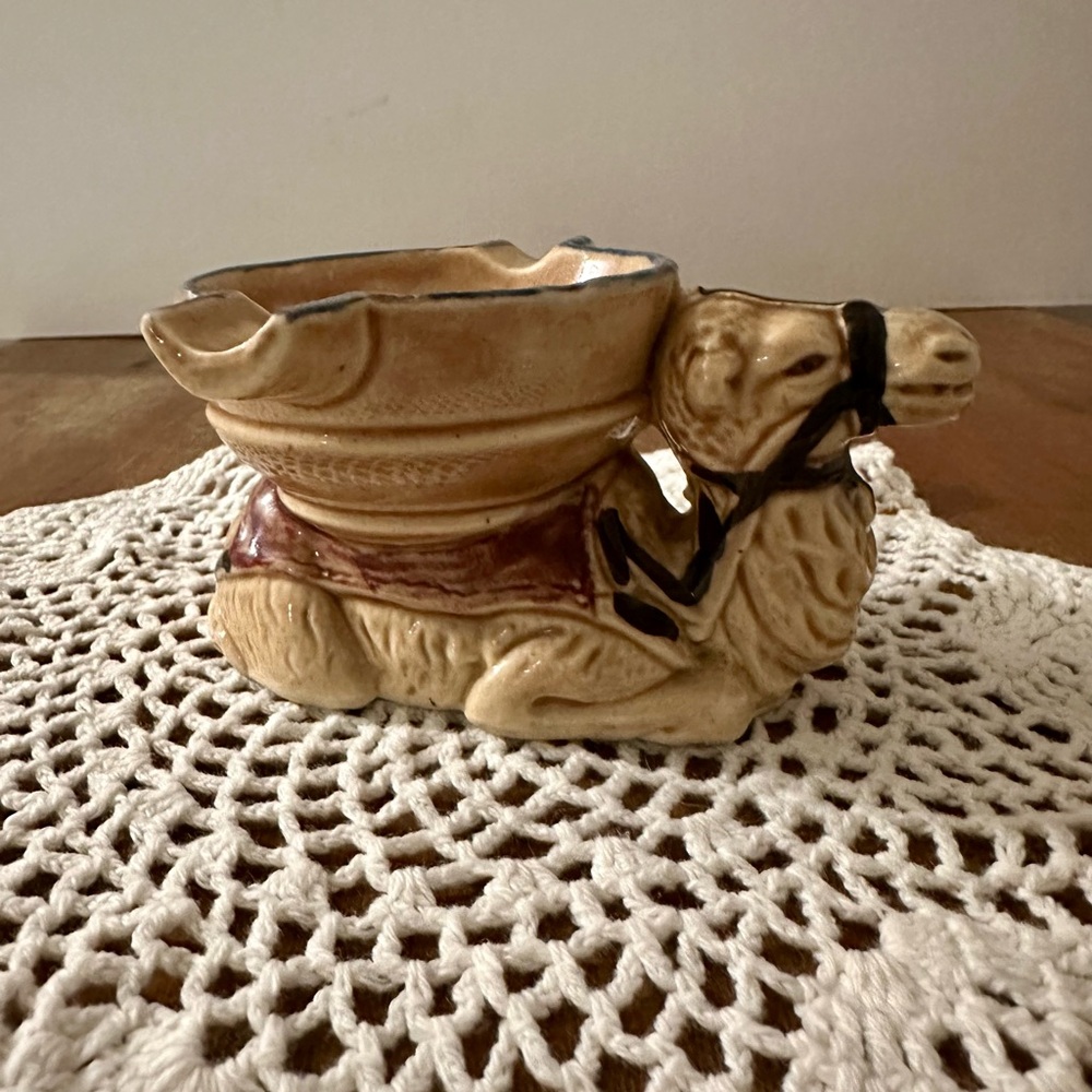 Empress Made In Japan Vintage Camel Ashtray